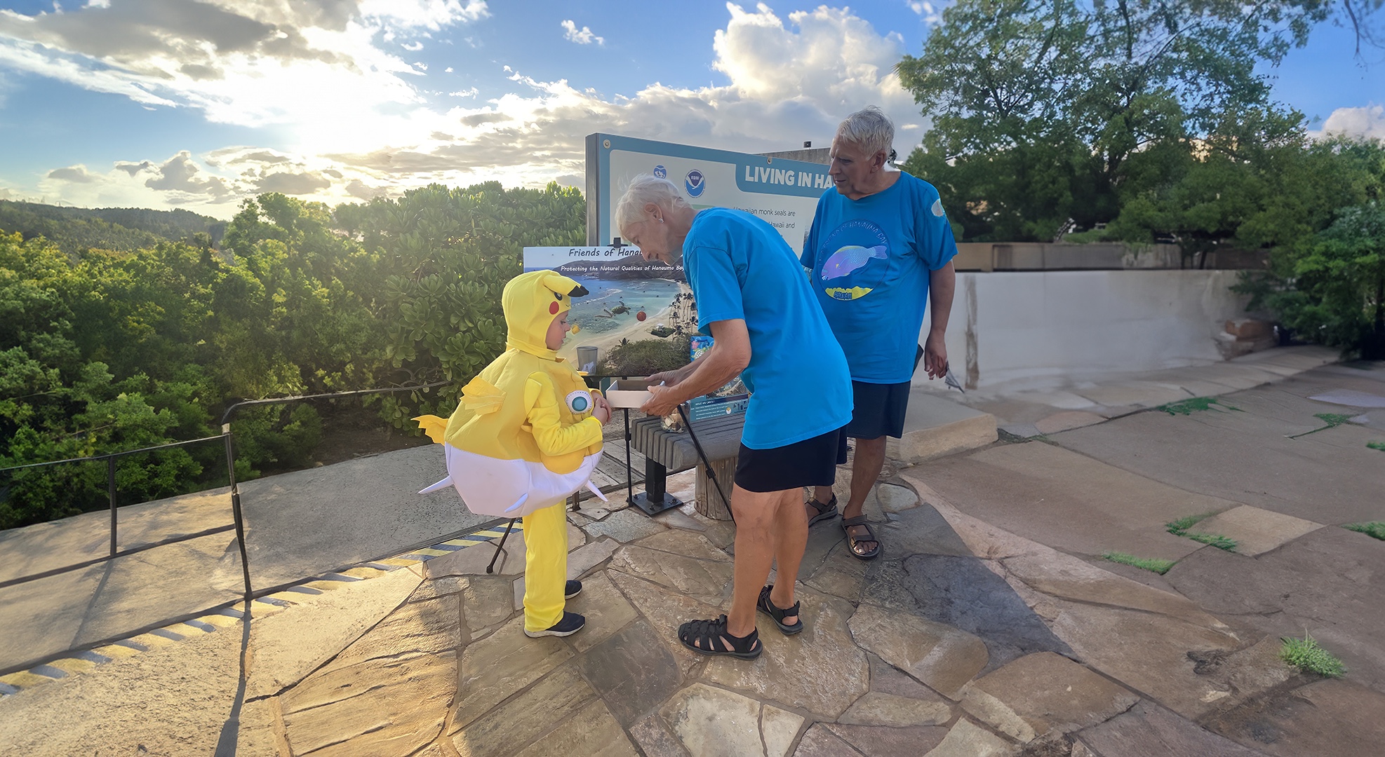 Friends of Hanauma Bay at the Inaugural Hoa Ho’olaulea Event at the Waikiki Aquarium!